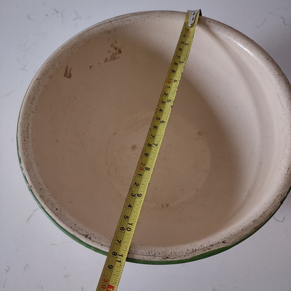 Vintage Enamel Ware Mixing Bowl Cream Beige Green 11" Farmhouse Kitchen Baking - Picture 6 of 6